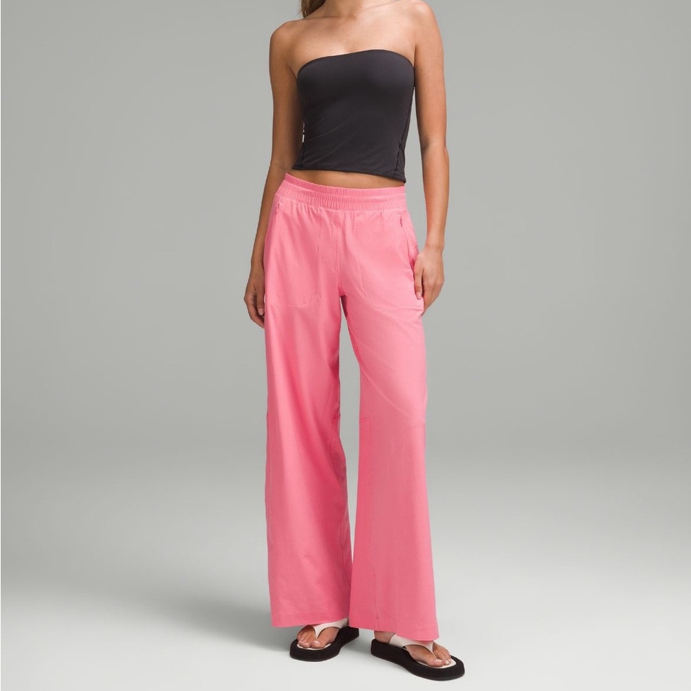 Swift Mid-Rise Wide-Leg pant Sakura pink size 4 brand new with tags attached